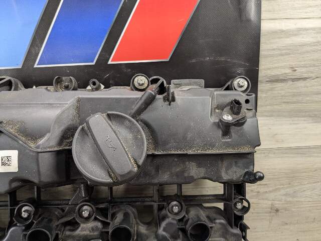 OEM BMW F22 F30 F32 G30 F48 F39 X3 X4 B46 Engine Cylinder Head Valve Cover