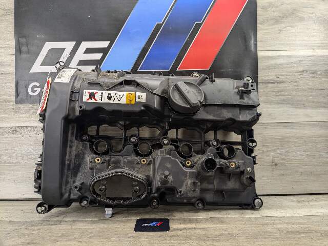 OEM BMW F22 F30 F32 G30 F48 F39 X3 X4 B46 Engine Cylinder Head Valve Cover