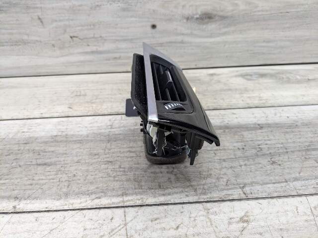 16-23 OEM BMW F39 F48 X1 X2 Left Driver Side Air AC Vent Dash Grille
