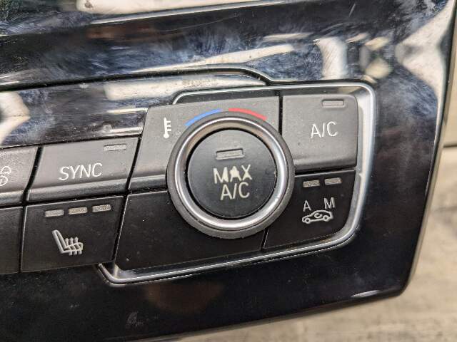 *16-23 OEM BMW F39 F48 X1 X2 AC Switch Heater Climate Control Radio Media Button
