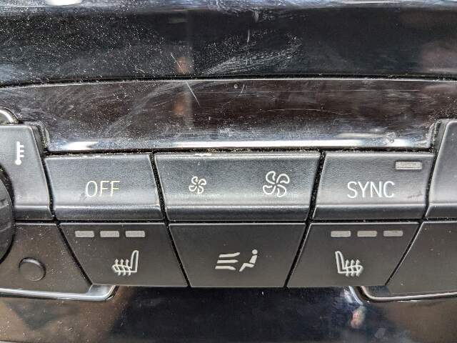 *16-23 OEM BMW F39 F48 X1 X2 AC Switch Heater Climate Control Radio Media Button