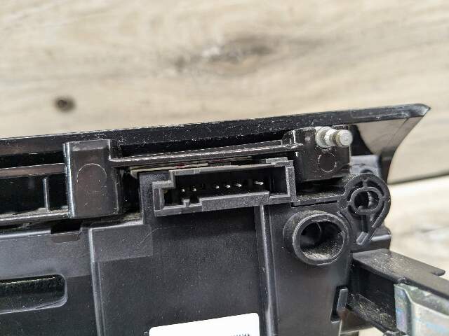 *16-23 OEM BMW F39 F48 X1 X2 AC Switch Heater Climate Control Radio Media Button