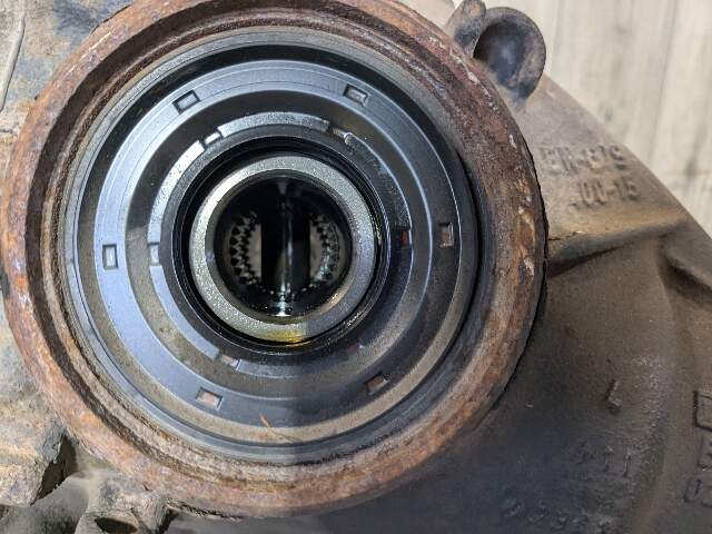 07-13 OEM BMW E70 E72 X5 X6 Rear Differential Axle Carrier 3.64 DIESEL