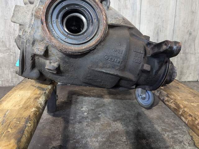 07-13 OEM BMW E70 E72 X5 X6 Rear Differential Axle Carrier 3.64 DIESEL