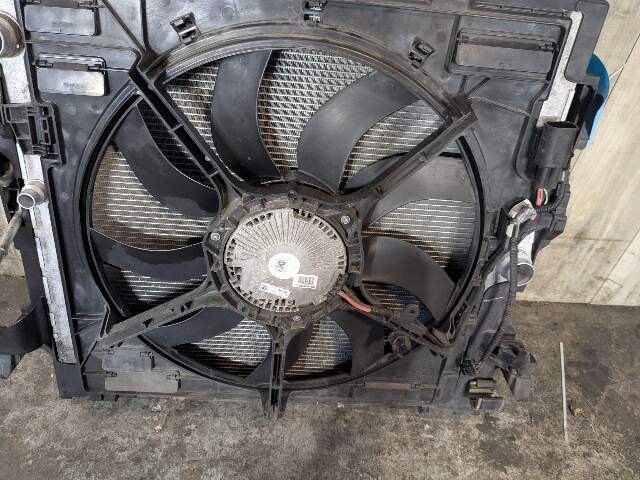 14-19 OEM BMW F85 F86 X5 X6 Main Radiators Cooling Fan ASSEMBLY SET S63 850W