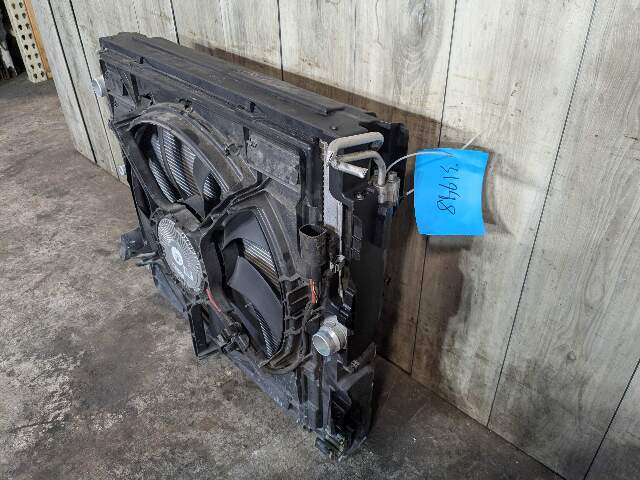 14-19 OEM BMW F15 F16 X5 X6 Radiator Condenser Fan Shroud Assembly 850W N63 76k
