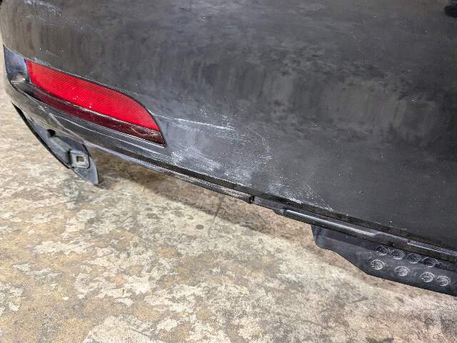 NOTE* 09-12 OEM BMW F01 F02 740 750 Rear Bumper Cover Panel w/ PDC