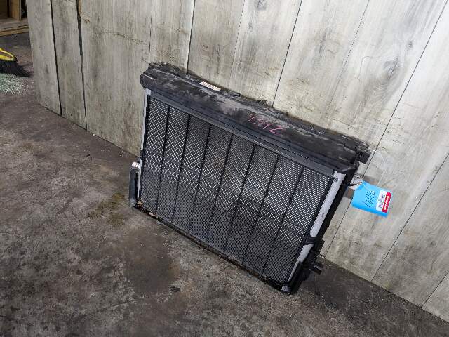 17-23 OEM BMW G30 M550 Engine N63R Main Radiators Condenser Fan Shroud 1000 WATT