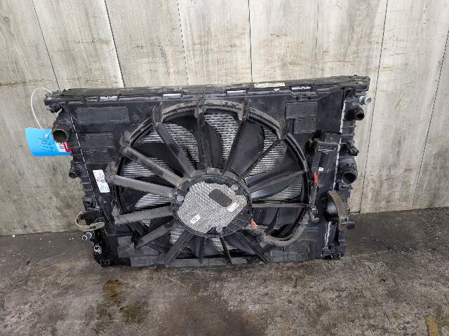 17-23 OEM BMW G30 M550 Engine N63R Main Radiators Condenser Fan Shroud 1000 WATT