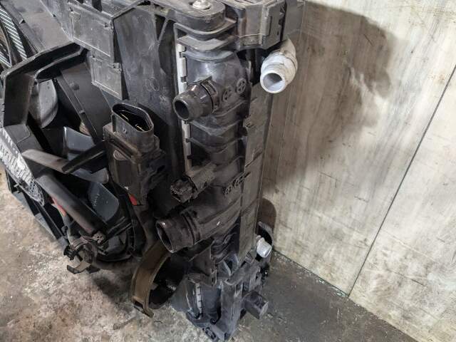 17-23 OEM BMW G30 M550 Engine N63R Main Radiators Condenser Fan Shroud 1000 WATT