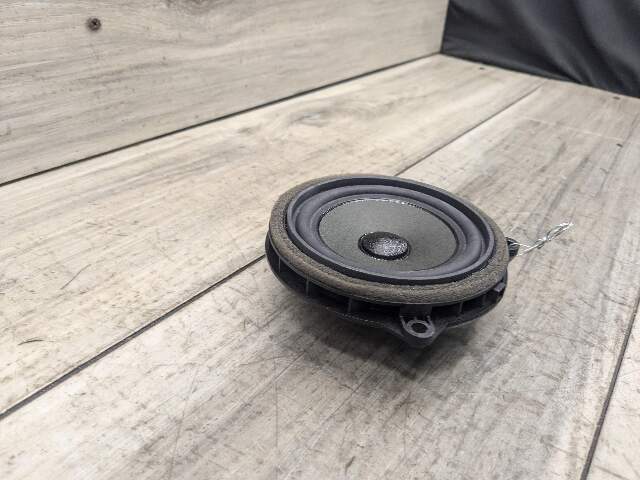 16-23 OEM BMW I01 F39 F48 X1 X2 i3 Top Hifi MID Range Loud Speaker