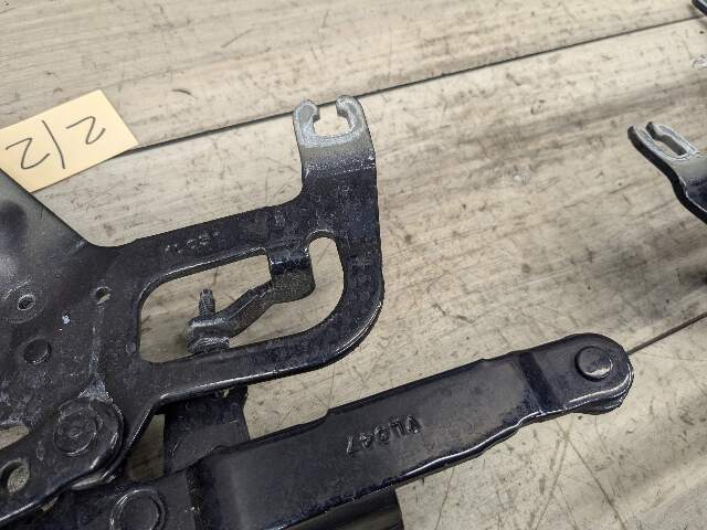14-19 OEM BMW F15 F16 F85 F86 X5 X6 Left Right Hood Hinge Support Bracket SET