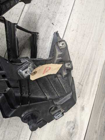 15-19 OEM BMW F15 F16 F85 X5 X6 Front Left Driver Fender Mount Support Brackets