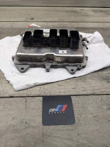 OEM BMW F85 F86 X5M X6M DME ECU S63R Engine Control Unit Module Computer MEVD172