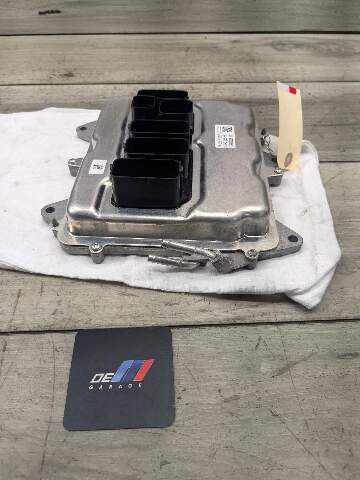 OEM BMW F85 F86 X5M X6M DME ECU S63R Engine Control Unit Module Computer MEVD173