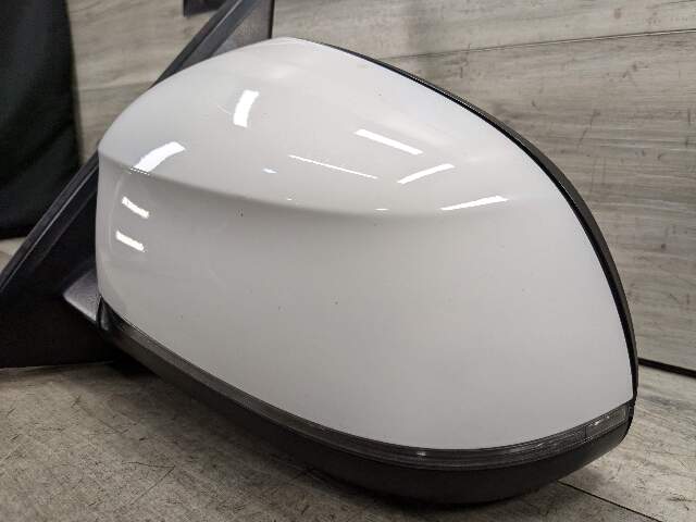 14-18 OEM BMW F15 X5 Left Driver Exterior Side Mirror Assembly Blind Spot Camera