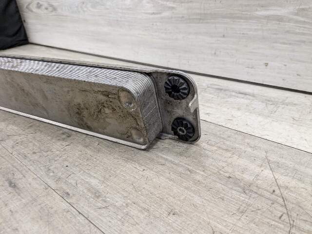 07-19 OEM BMW E70 E71 F15 F16 X5 X6 Auto Transmission Oil Cooler Heat Exchanger