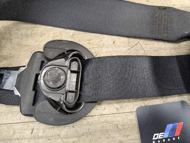 OEM BMW F15 F85 X5 X5M Rear Left Driver Side Upper Seatbelt Seat Belt Retractor