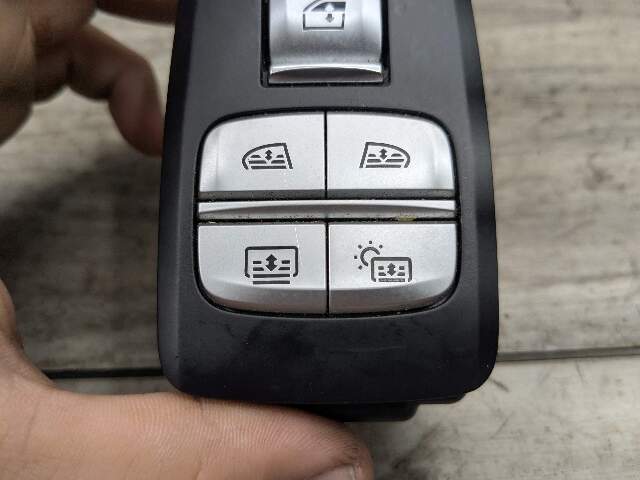 16-19 OEM BMW G07 G12 740 750 Rear Left Right Window Door Sun Shade Switch