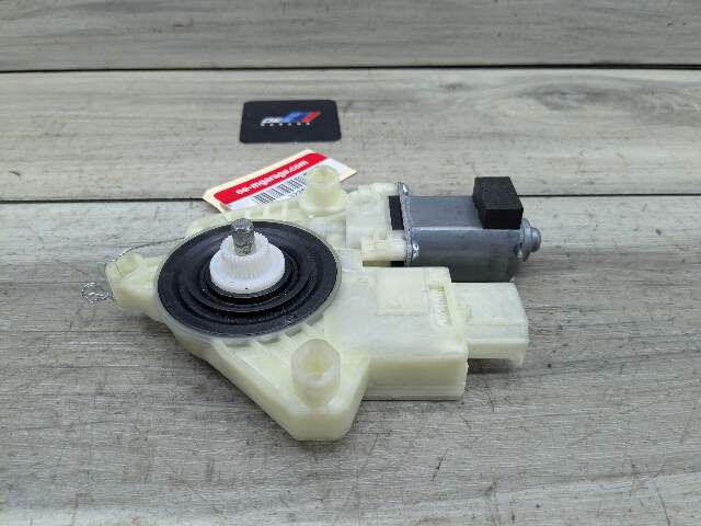 16-19 OEM BMW G01 G12 740 750 FRONT RIGHT Passenger Door Window Regulator Motor