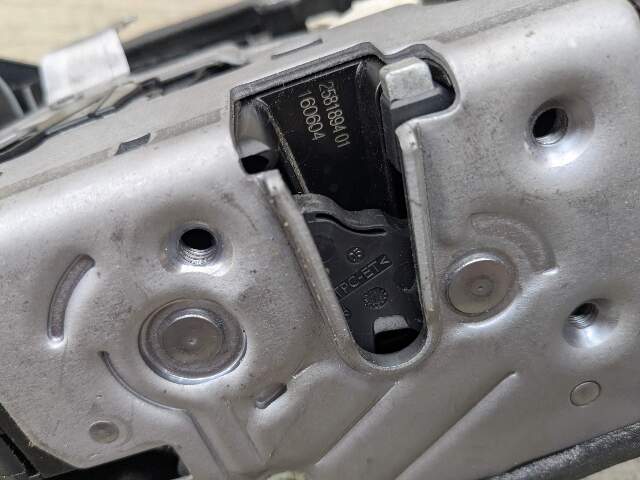 16-22 OEM BMW G11 G12 Front Right Passenger Door Lock Latch Actuator SOFT CLOSE