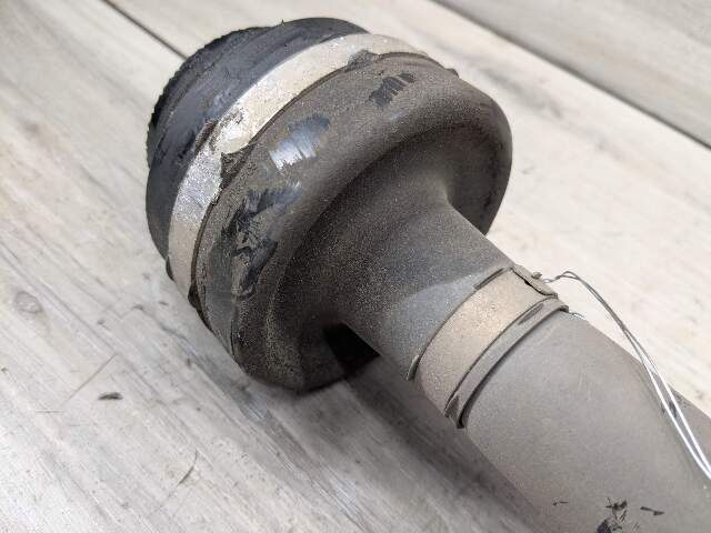 16-22 OEM BMW G12 740i RWD Rear Left Driver Side Output Half Shaft CV Axle