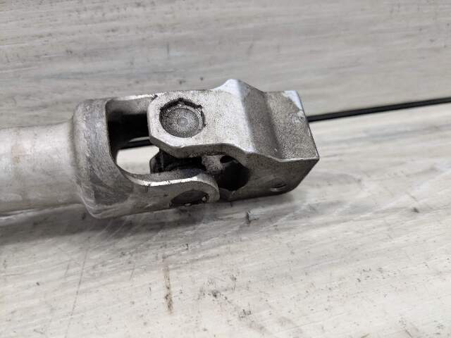 16-24 OEM BMW G12 G14 G15 G16 G30 Steering Column Intermediate Lower Joint Shaft