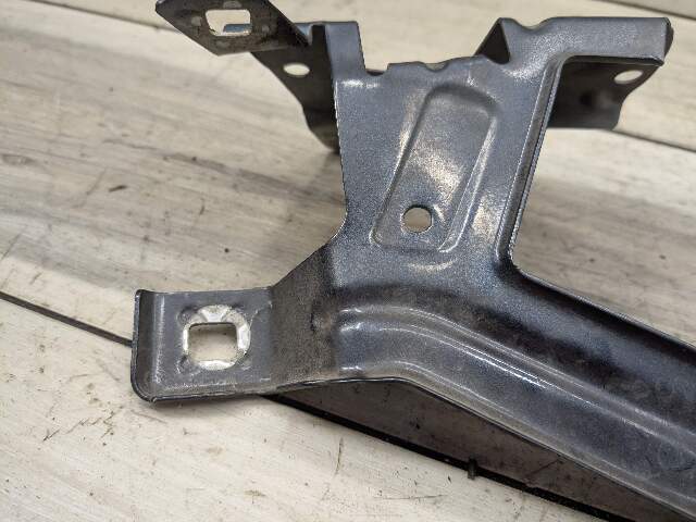 16-19 OEM BMW G11 G12 740 750 Front Left Driver Side Fender Holder Bracket SET