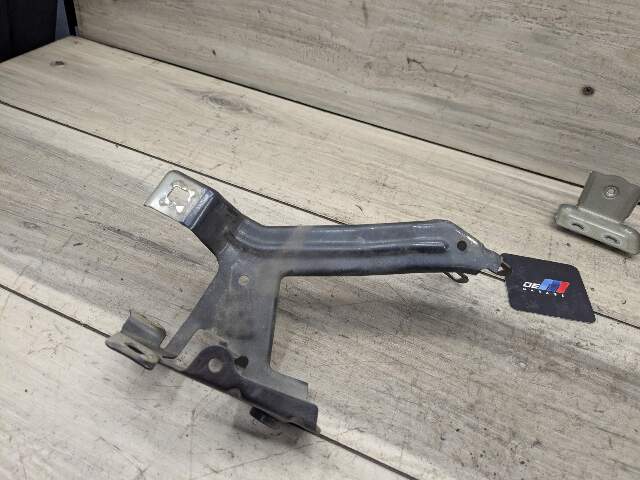 16-19 OEM BMW G11 G12 740 750 Front Left Driver Side Fender Holder Bracket SET