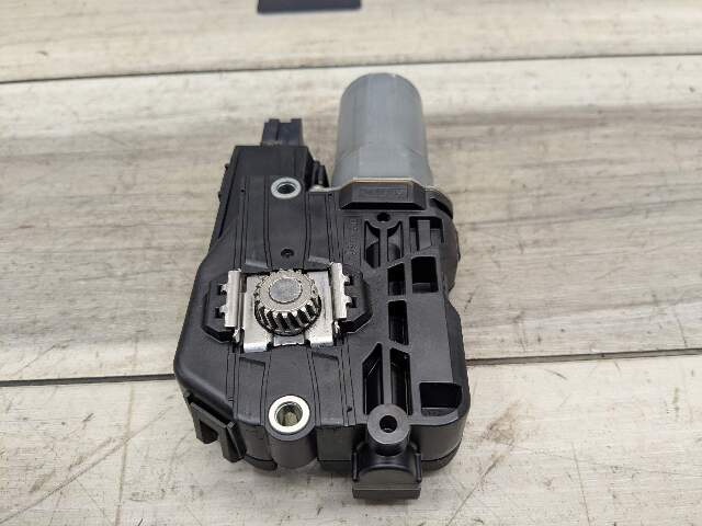 16-20 OEM BMW G12 740 750 M760 Upper SUNROOF Moon Roof Motor Unit
