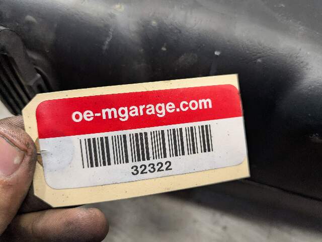 09-13 OEM BMW E70 X5 Diesel Sedan SCR Selective Catalytic Reduction DEF Tank