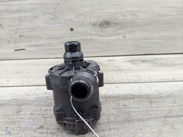 OEM BMW G11 G12 G30 F90 M5 Engine B58 Electric Auxiliary Water Coolant Pump