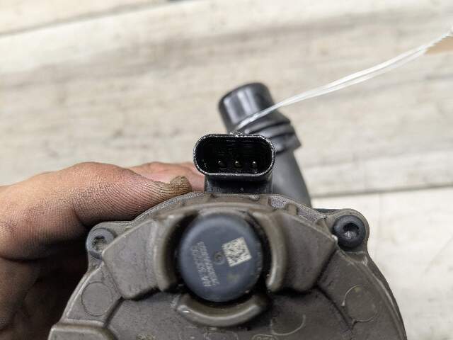OEM BMW G11 G12 G30 F90 M5 Engine B58 Electric Auxiliary Water Coolant Pump
