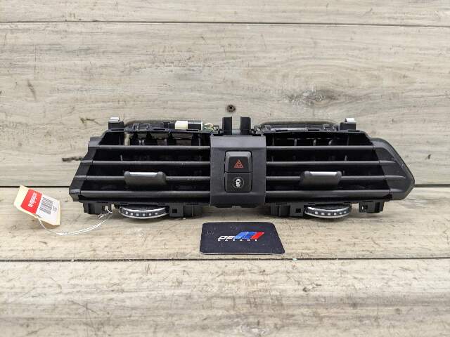 18-24 OEM BMW G01 G02 F97 F98 X3 X4 X3M Center AC Air Vent Dash Dashboard Grille