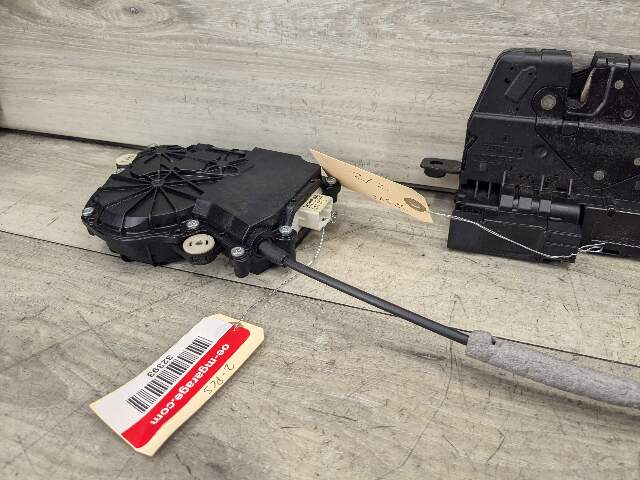 09-15 OEM BMW F01 F02 740 750 760 B7 Trunk Lid Actuator Latch Lock System