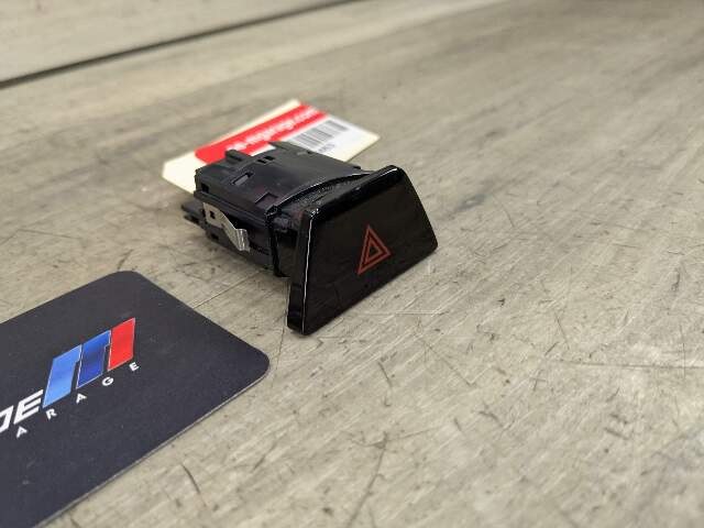 16-19 OEM BMW G12 G30 F90 M5 Center Hazard Warning Flasher Control Switch Module