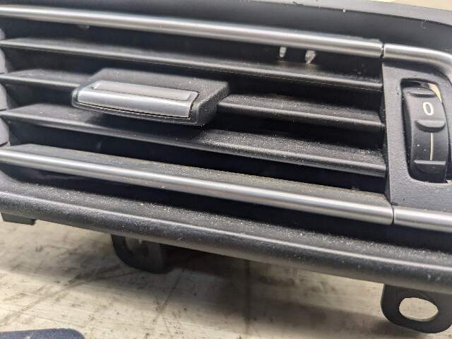 09-15 OEM BMW F01 F02 740 750 760 Right Passenger Side Air AC Vent Dash Grille