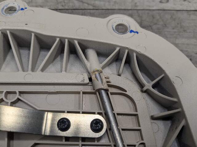 *07-13 OEM BMW E93 328 330 335 M3 Right Convertible Top Folding Top Hinge Flap