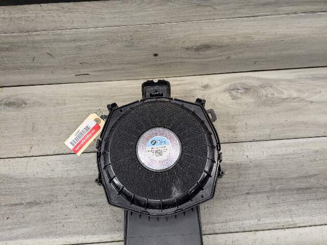 18-24 OEM BMW G01 G02 F97 F98 X3 X4 Left Right Sub Subwoofer Audio Speaker HIFI