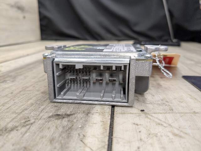 OEM BMW G01 G02 G20 X3 X4 330 M340 HiFi Stereo Audio Amplifier Amp HARMAN BECKER