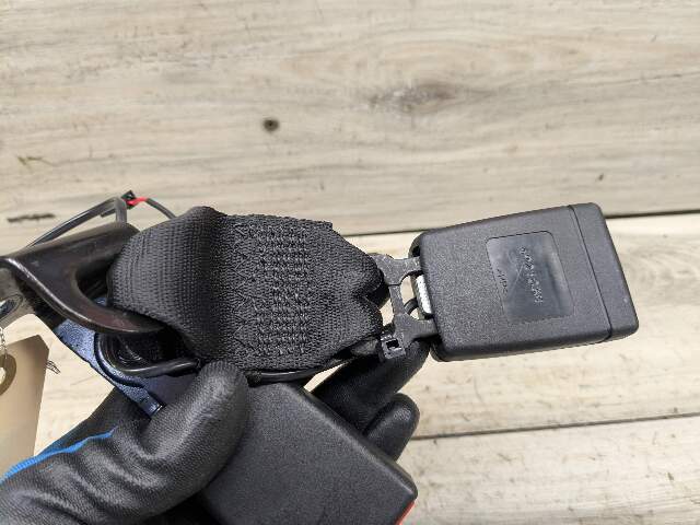 OEM BMW G01 G02 F97 F98 X3M REAR Right Passenger Side SeatBelt Seat Belt Buckle