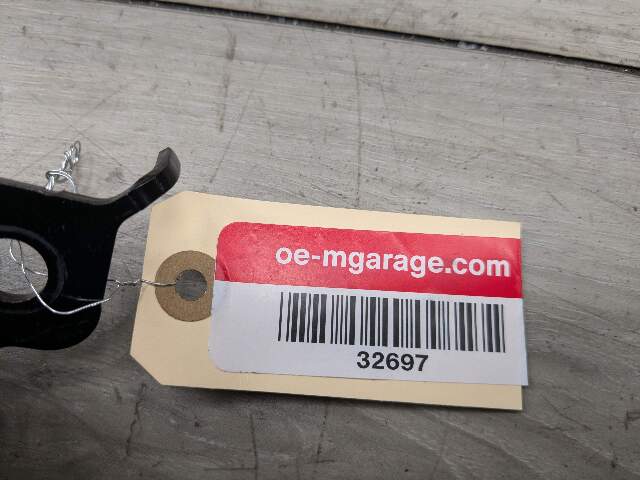 OEM BMW G01 G02 F97 F98 X3M X4M REAR Left Driver Side SeatBelt Seat Belt Buckle