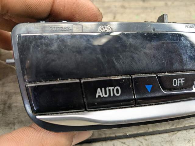 18-24 OEM BMW G01 G02 F97 F98 X3 X4 AC Rear Heater Climate Control Switch Panel
