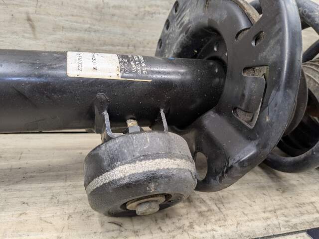 18-24 OEM BMW G01 G02 X3 X4 M40X AWD Front Right Passenger Strut Shock Absorber
