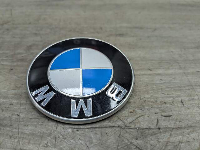 Genuine BMW F02 F22 F30 F32 F80 E90 M2 M3 M4 Rear Trunk Lid Round Emblem 74mm