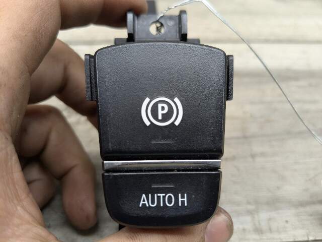 OEM BMW F90 M5 G30 G01 X3 G02 X4 F97 F98 Parking Brake Auto Hold Switch BLACK