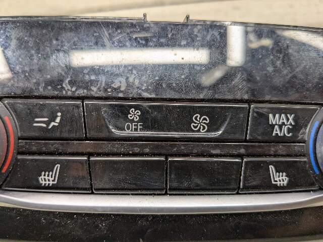 17-22 OEM BMW G30 F90 M5 A/C AC Rear Heater Climate Control Switch Panel Black