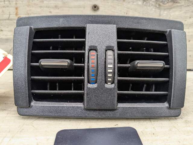 12-18 OEM BMW F82 F30 F36 F32 F80 M3 M4 Rear Air Vent Trim Cover Panel Black
