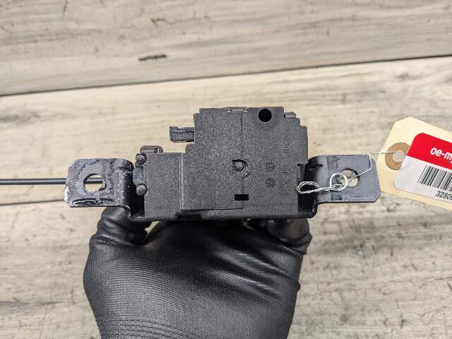 14-20 OEM BMW F22 F23 F87 M2 Rear Trunk Lid Latch Lock Opener Actuator