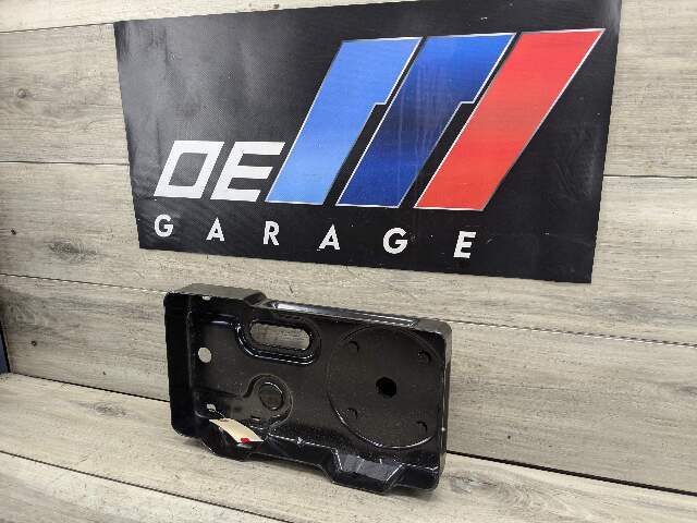 OEM BMW E93 328 330 335 F33 435 440 Convbertible Vibration Absorber Battery Tray